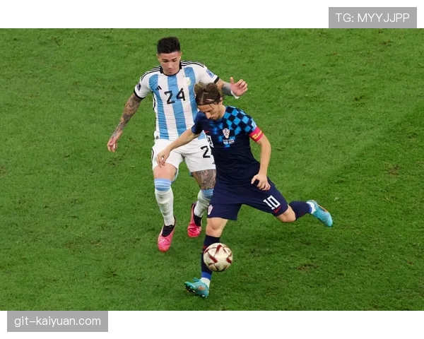 恩佐中场价值再审视：组织核心的攻防平衡与进攻威胁如何共存