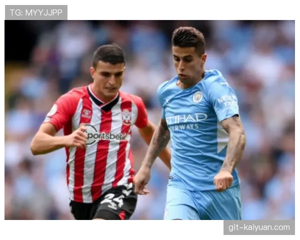 京多安转型前插进攻后，对中卫的压制效果为何更显著？