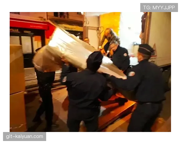 巴黎圣日耳曼不是缺天赋，而是结构失衡已压不住场面了
